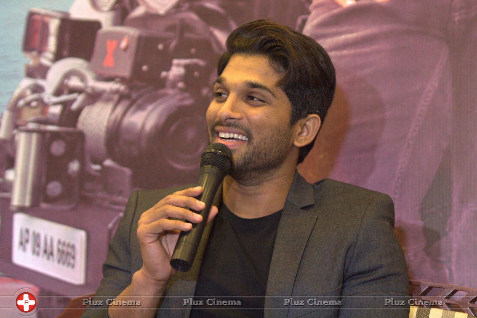 Allu Arjun at Sarrainodu Bangalore Press Meet Photos | Picture 1298475