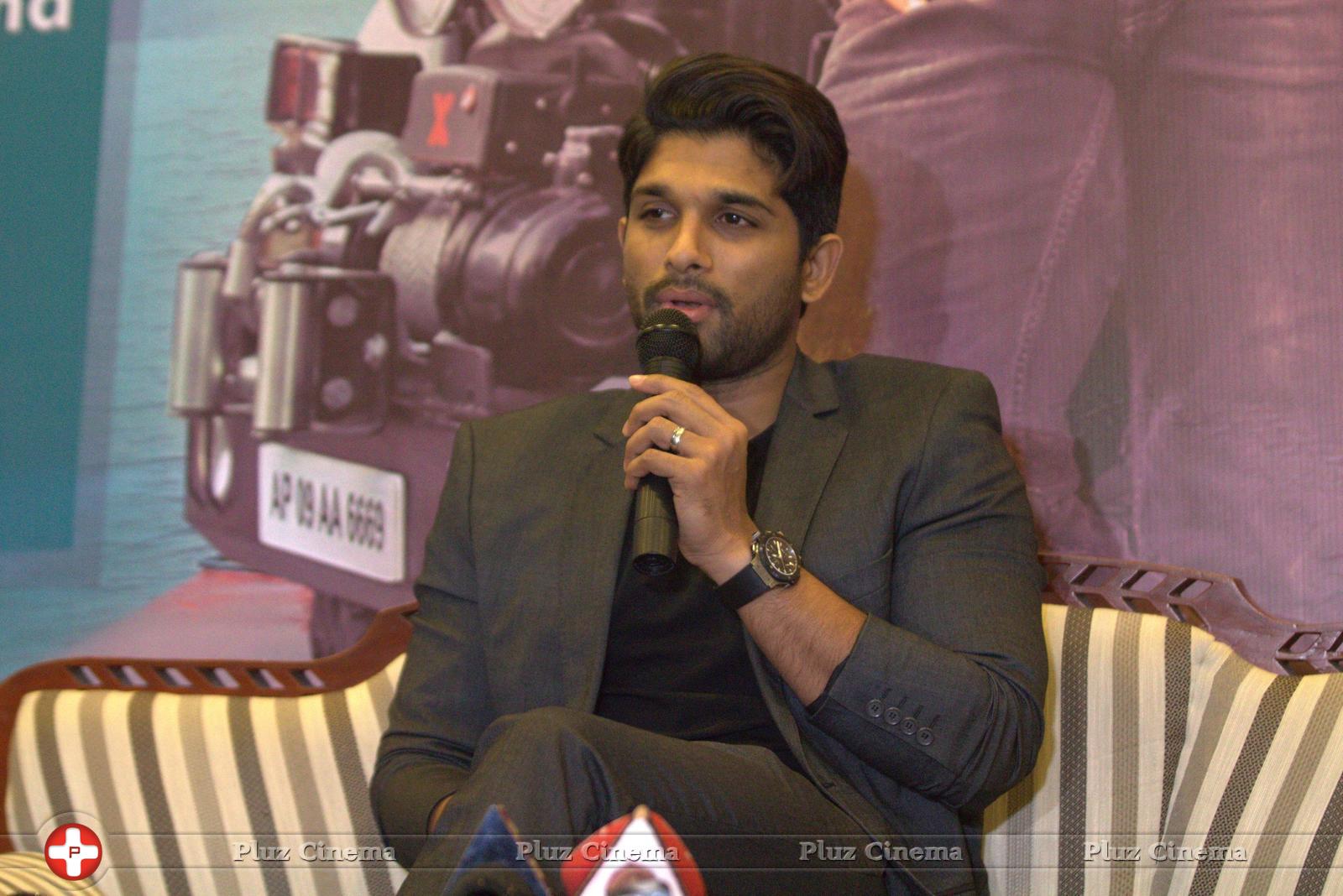 Allu Arjun at Sarrainodu Bangalore Press Meet Photos | Picture 1298478