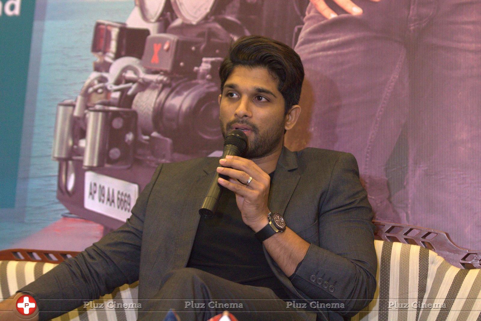 Allu Arjun at Sarrainodu Bangalore Press Meet Photos | Picture 1298484