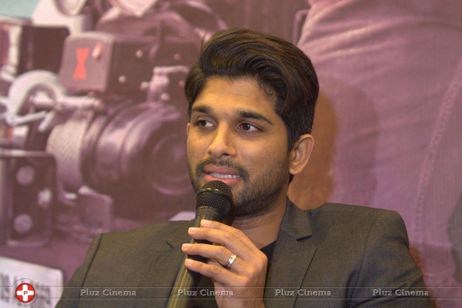 Allu Arjun at Sarrainodu Bangalore Press Meet Photos | Picture 1298489