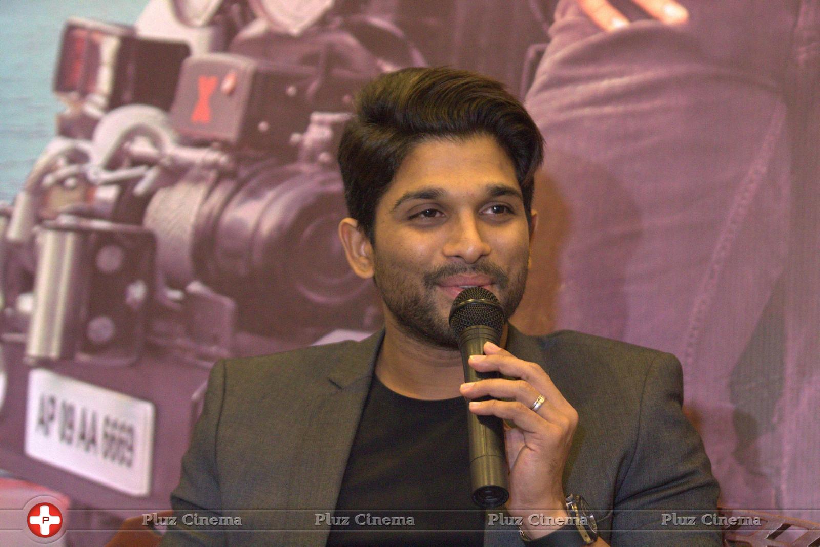 Allu Arjun at Sarrainodu Bangalore Press Meet Photos | Picture 1298491