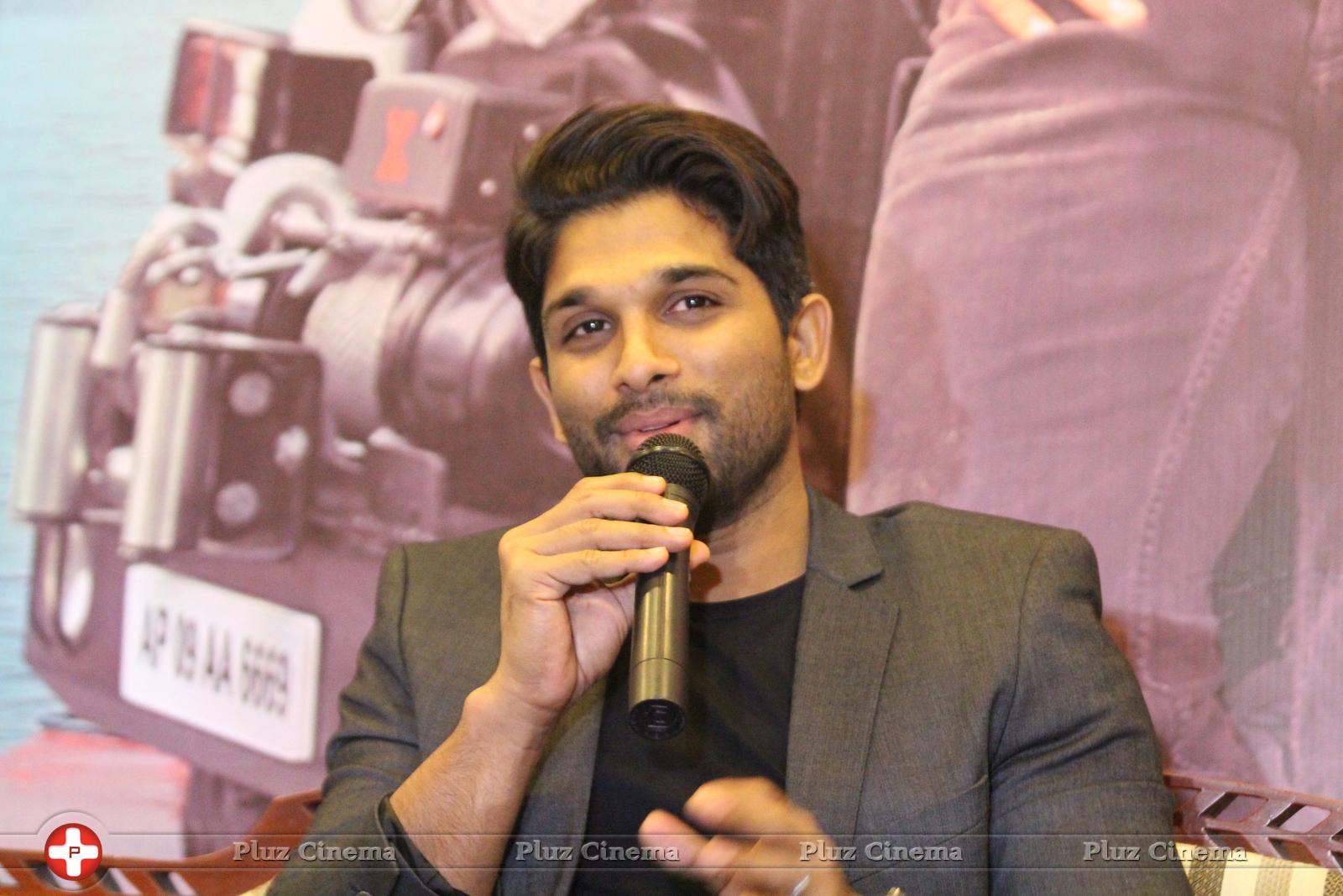 Allu Arjun at Sarrainodu Bangalore Press Meet Photos | Picture 1298498