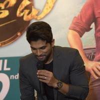 Allu Arjun at Sarrainodu Bangalore Press Meet Photos | Picture 1298437