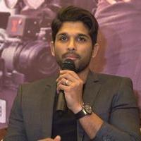 Allu Arjun at Sarrainodu Bangalore Press Meet Photos | Picture 1298440