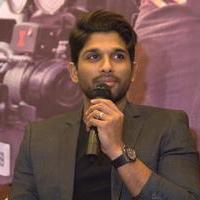 Allu Arjun at Sarrainodu Bangalore Press Meet Photos | Picture 1298443