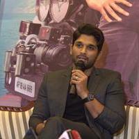 Allu Arjun at Sarrainodu Bangalore Press Meet Photos | Picture 1298449