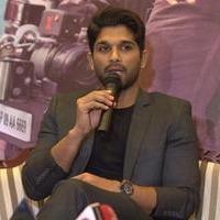 Allu Arjun at Sarrainodu Bangalore Press Meet Photos | Picture 1298462