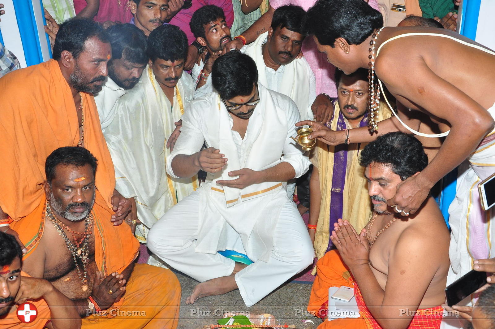 Chiranjeevi Birthday Celebrations at Film Nagar Temple | Picture 1395372