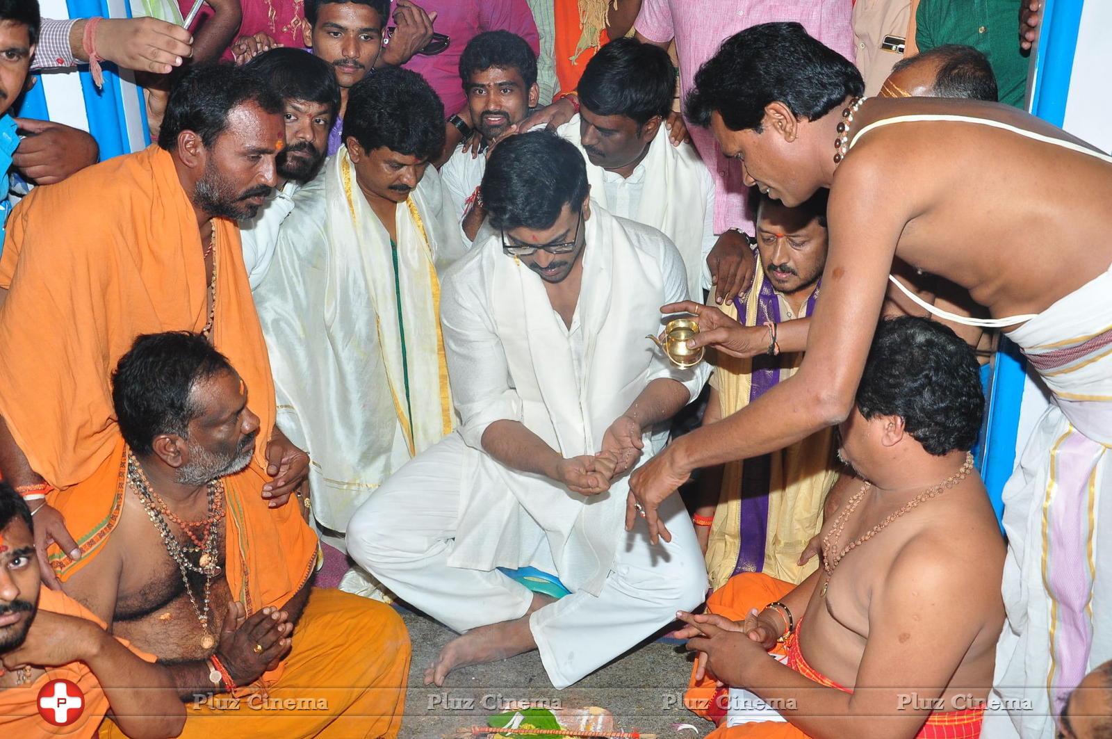 Chiranjeevi Birthday Celebrations at Film Nagar Temple | Picture 1395373