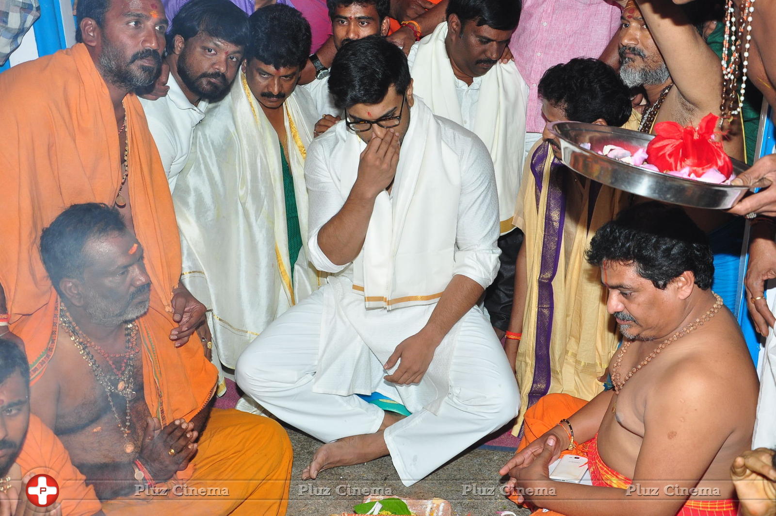 Chiranjeevi Birthday Celebrations at Film Nagar Temple | Picture 1395382