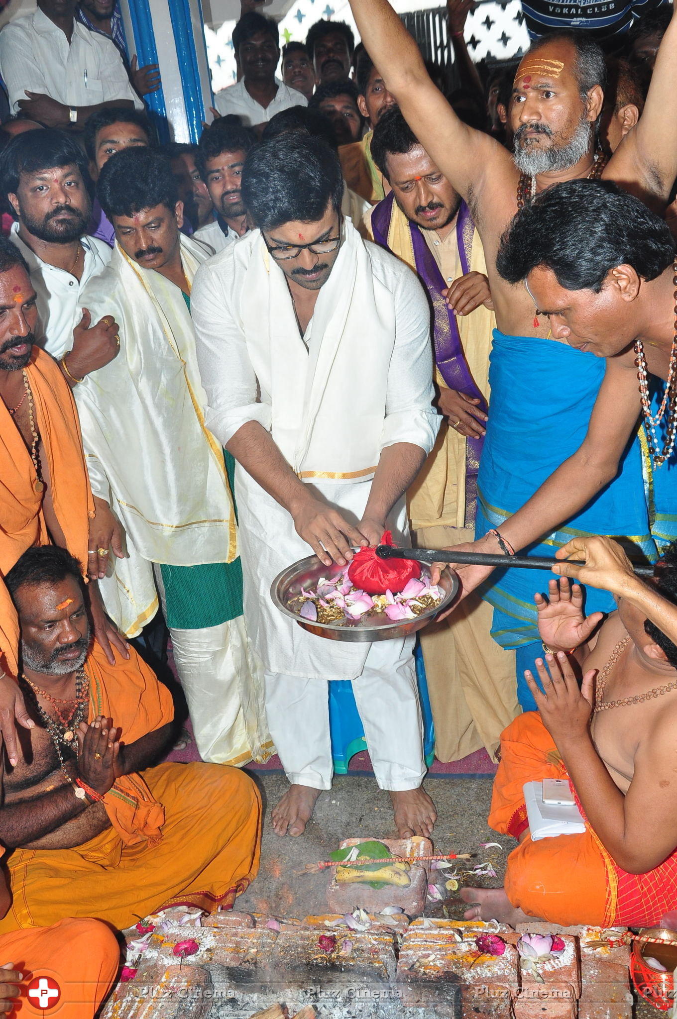 Chiranjeevi Birthday Celebrations at Film Nagar Temple | Picture 1395393