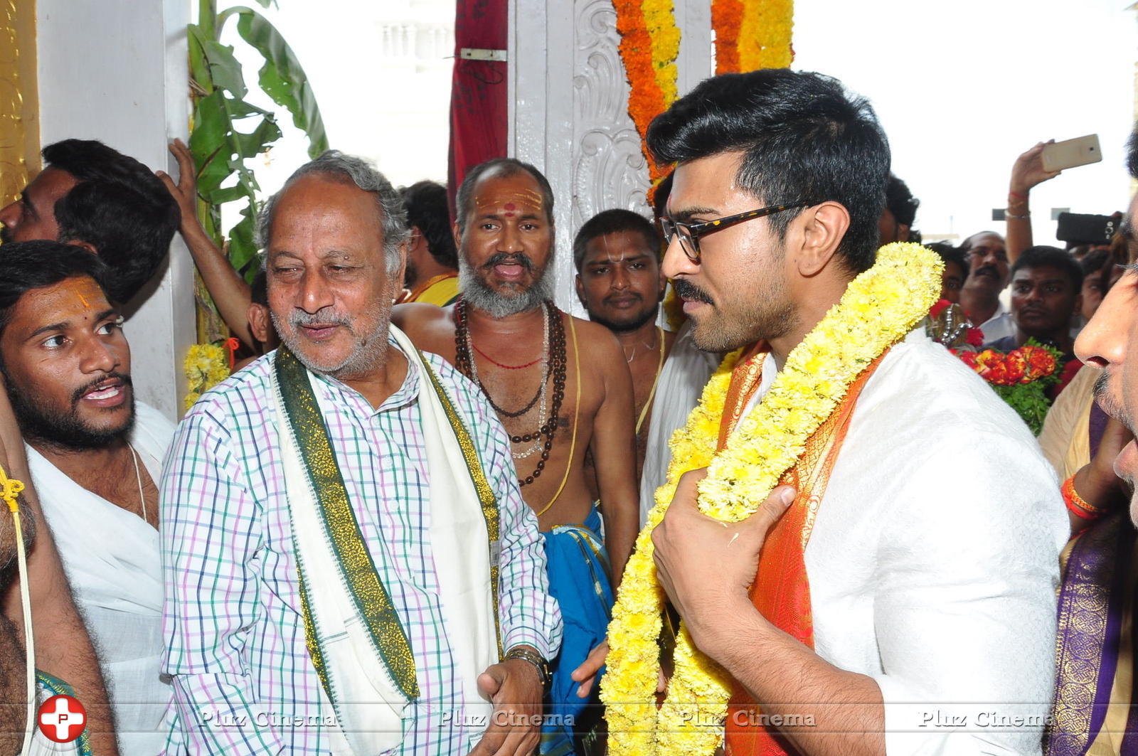 Chiranjeevi Birthday Celebrations at Film Nagar Temple | Picture 1395486