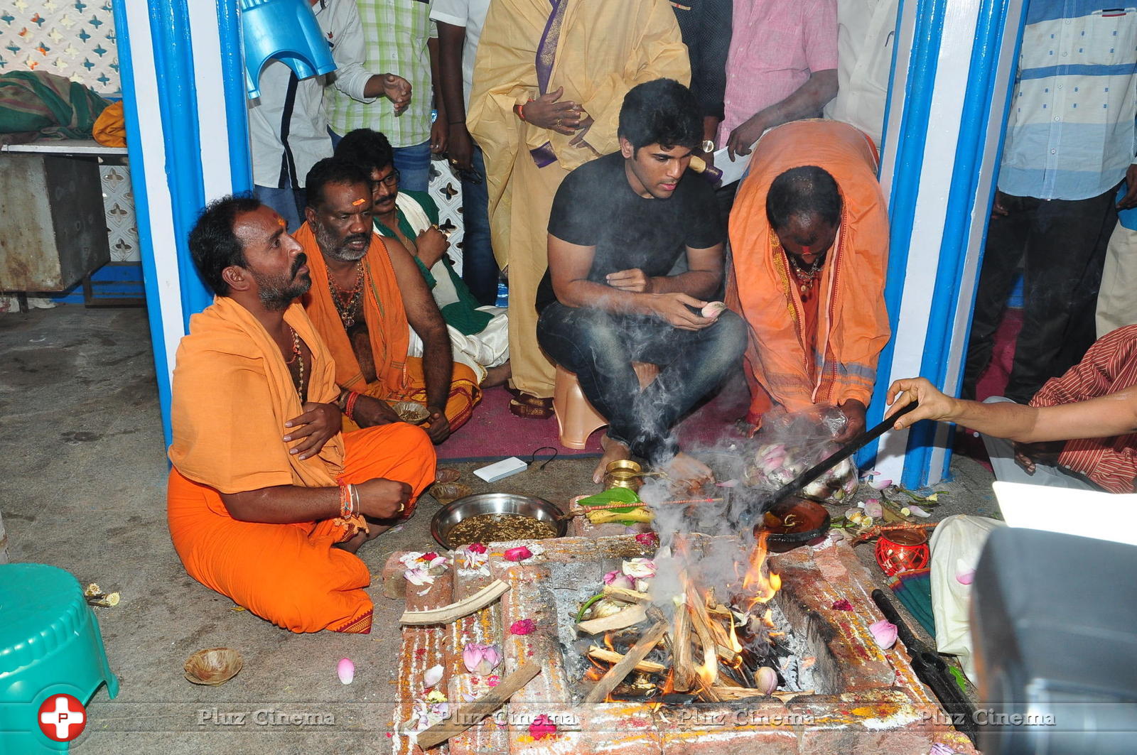 Chiranjeevi Birthday Celebrations at Film Nagar Temple | Picture 1395518