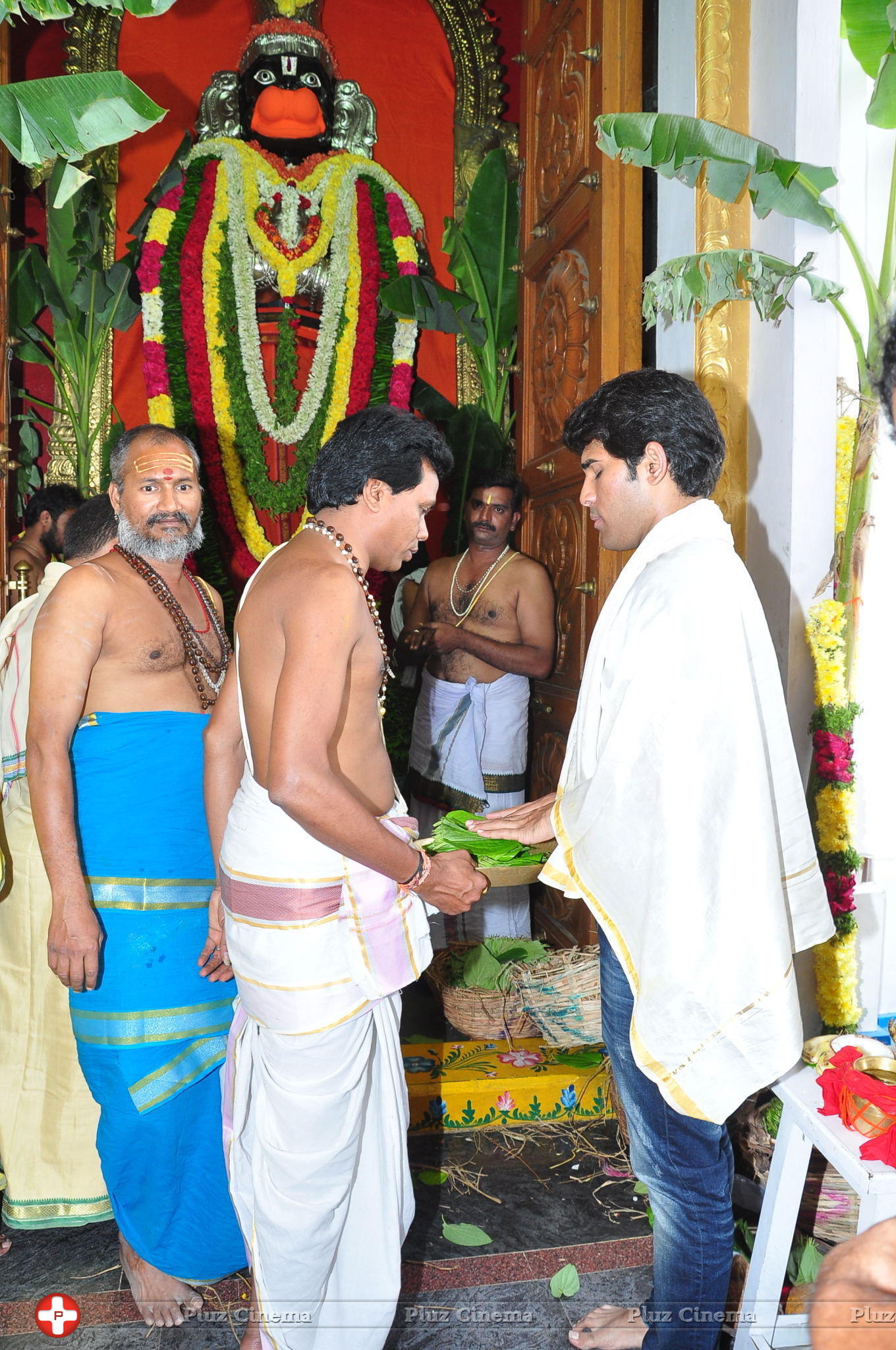 Chiranjeevi Birthday Celebrations at Film Nagar Temple | Picture 1395548