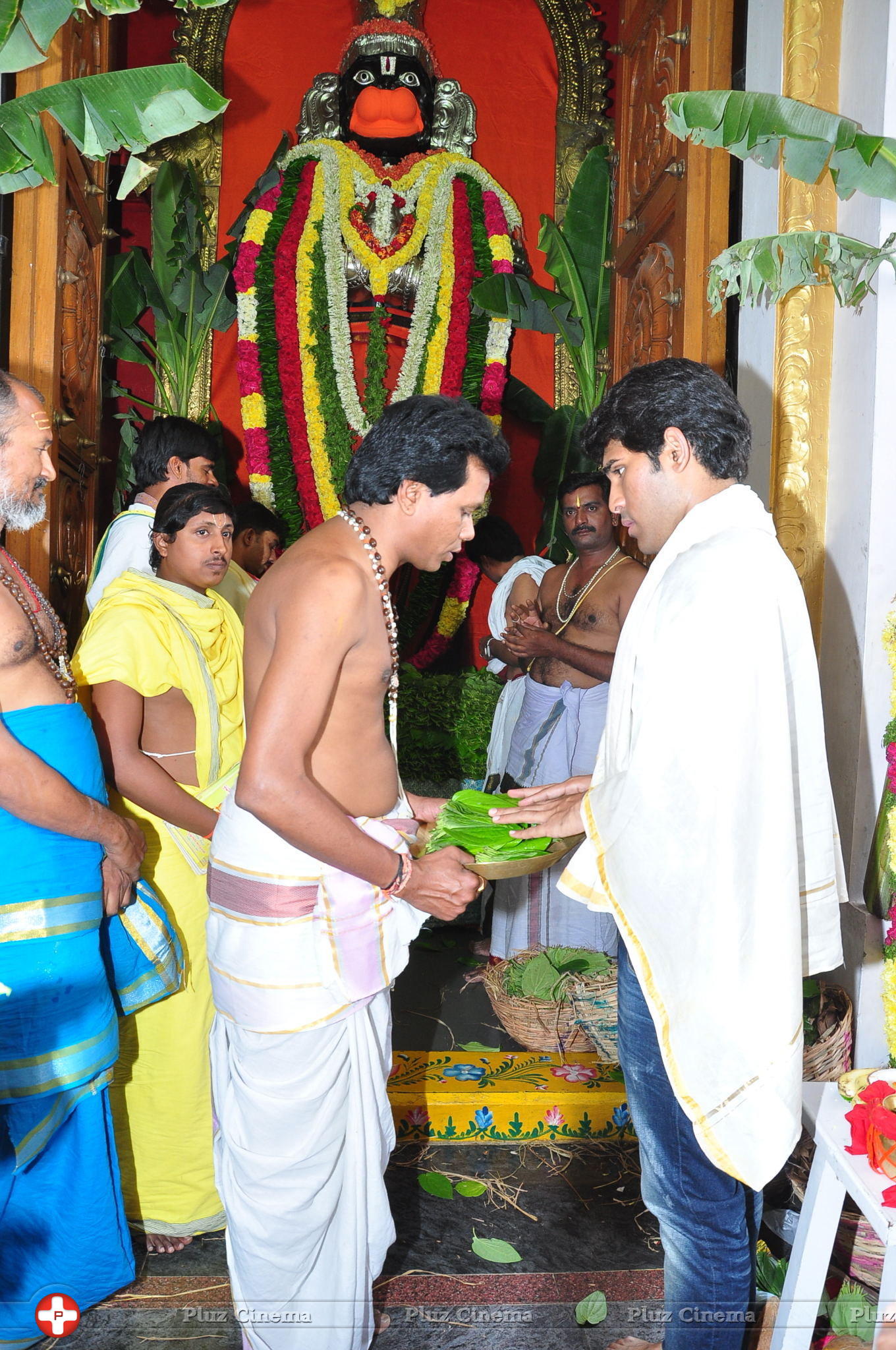 Chiranjeevi Birthday Celebrations at Film Nagar Temple | Picture 1395550