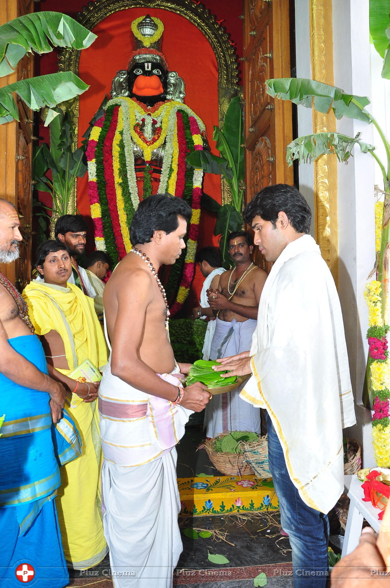 Chiranjeevi Birthday Celebrations at Film Nagar Temple | Picture 1395553