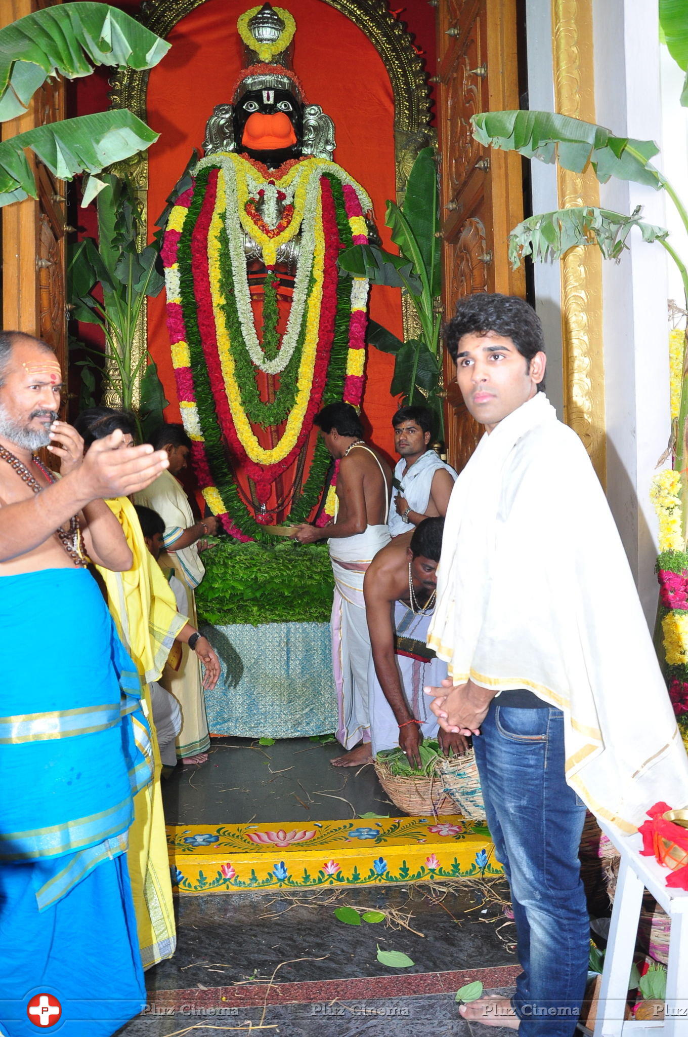 Chiranjeevi Birthday Celebrations at Film Nagar Temple | Picture 1395554