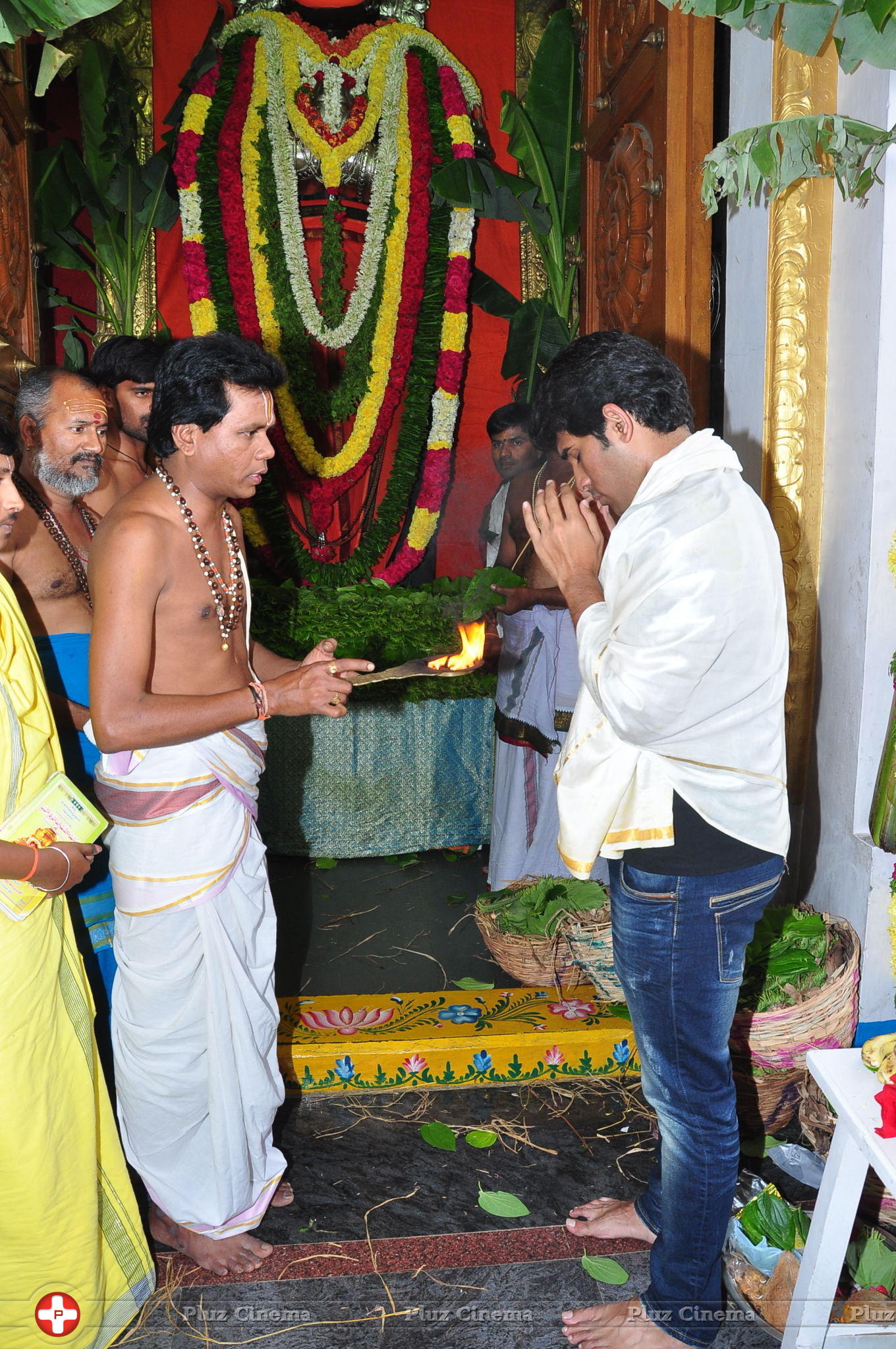 Chiranjeevi Birthday Celebrations at Film Nagar Temple | Picture 1395558