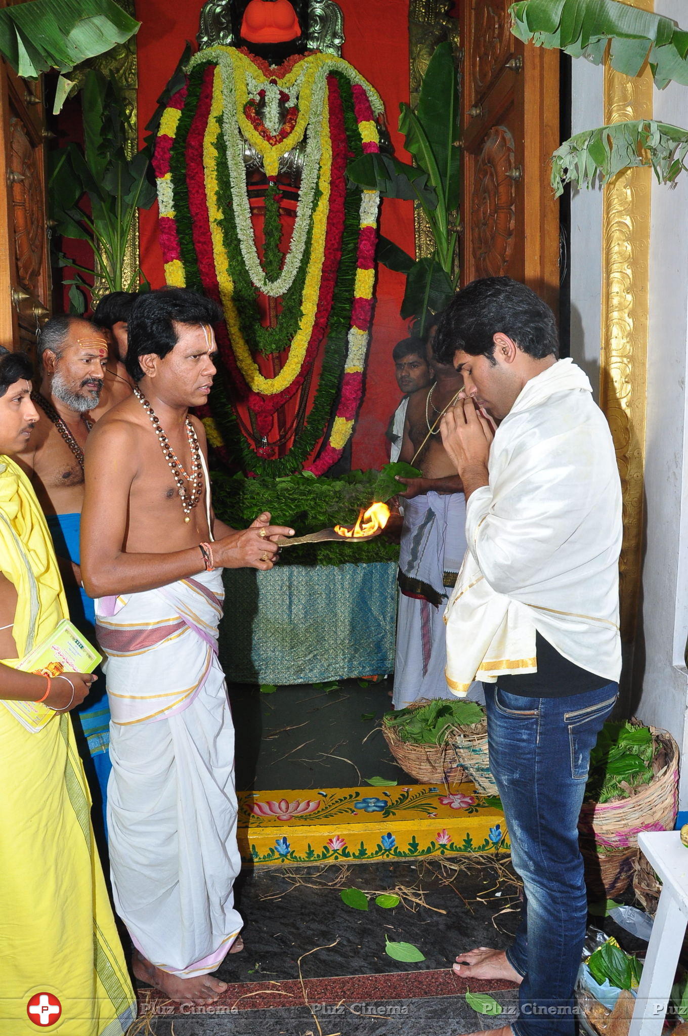 Chiranjeevi Birthday Celebrations at Film Nagar Temple | Picture 1395561