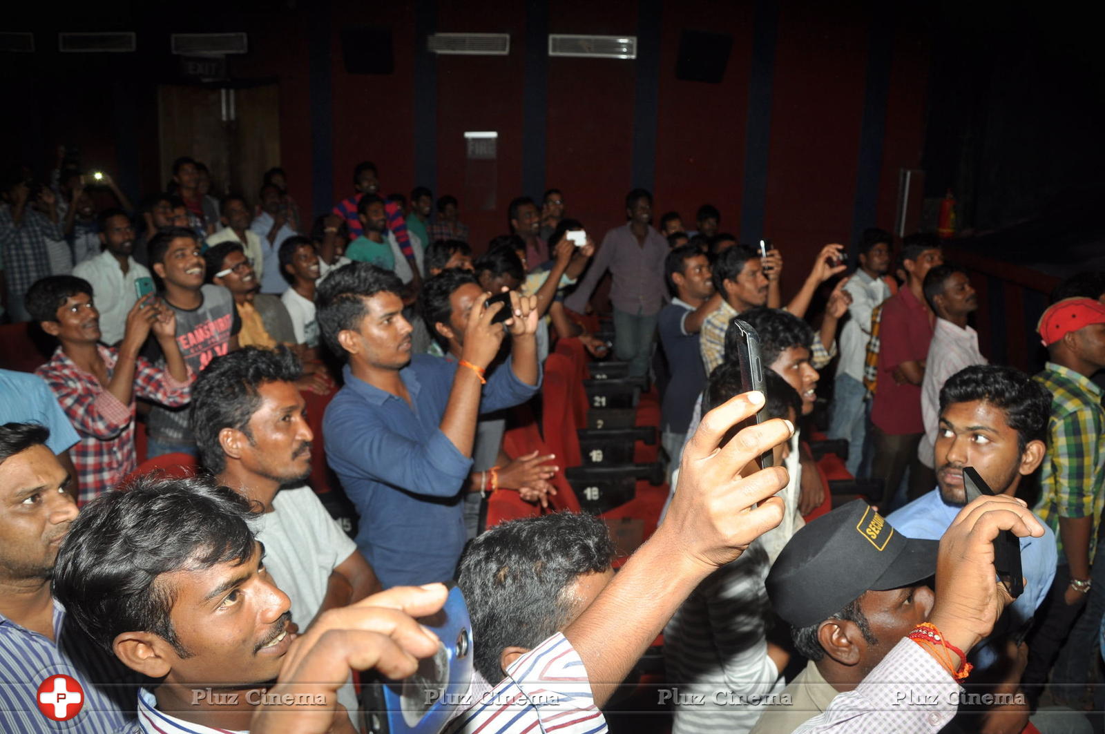 Chuttalabbai Movie Team at Chandra kala Theatre | Picture 1396030