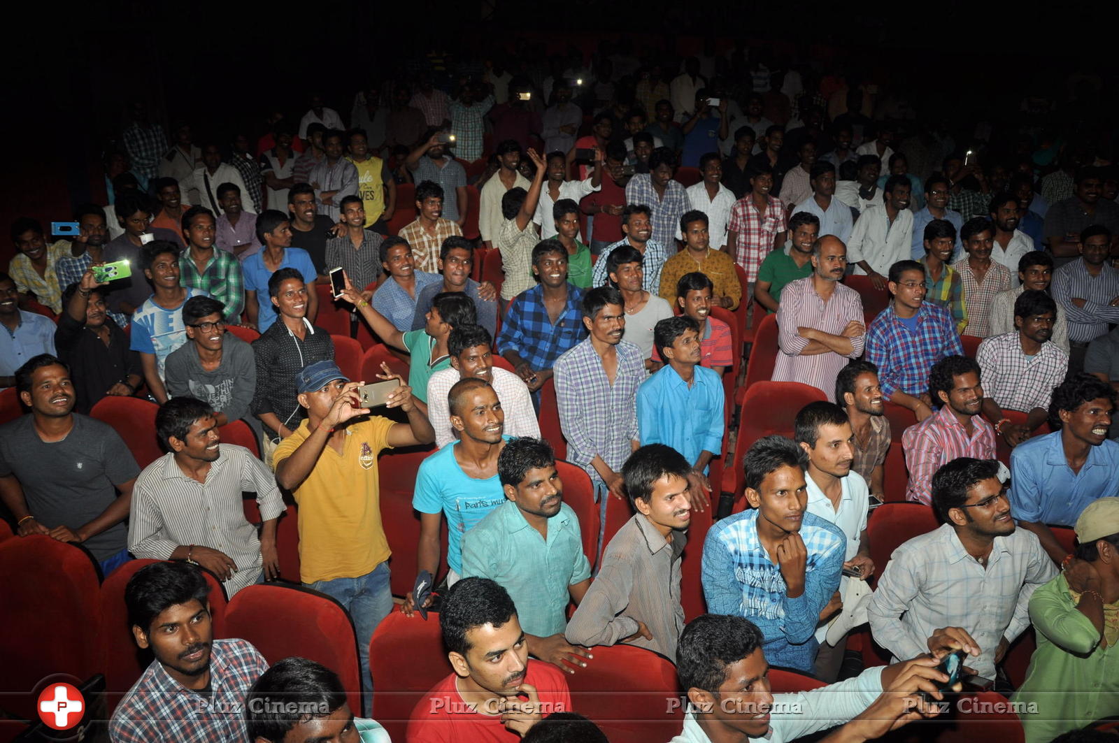 Chuttalabbai Movie Team at Chandra kala Theatre | Picture 1396053