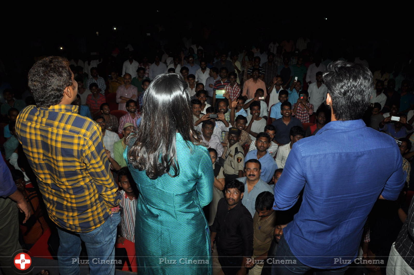 Chuttalabbai Movie Team at Chandra kala Theatre | Picture 1396058