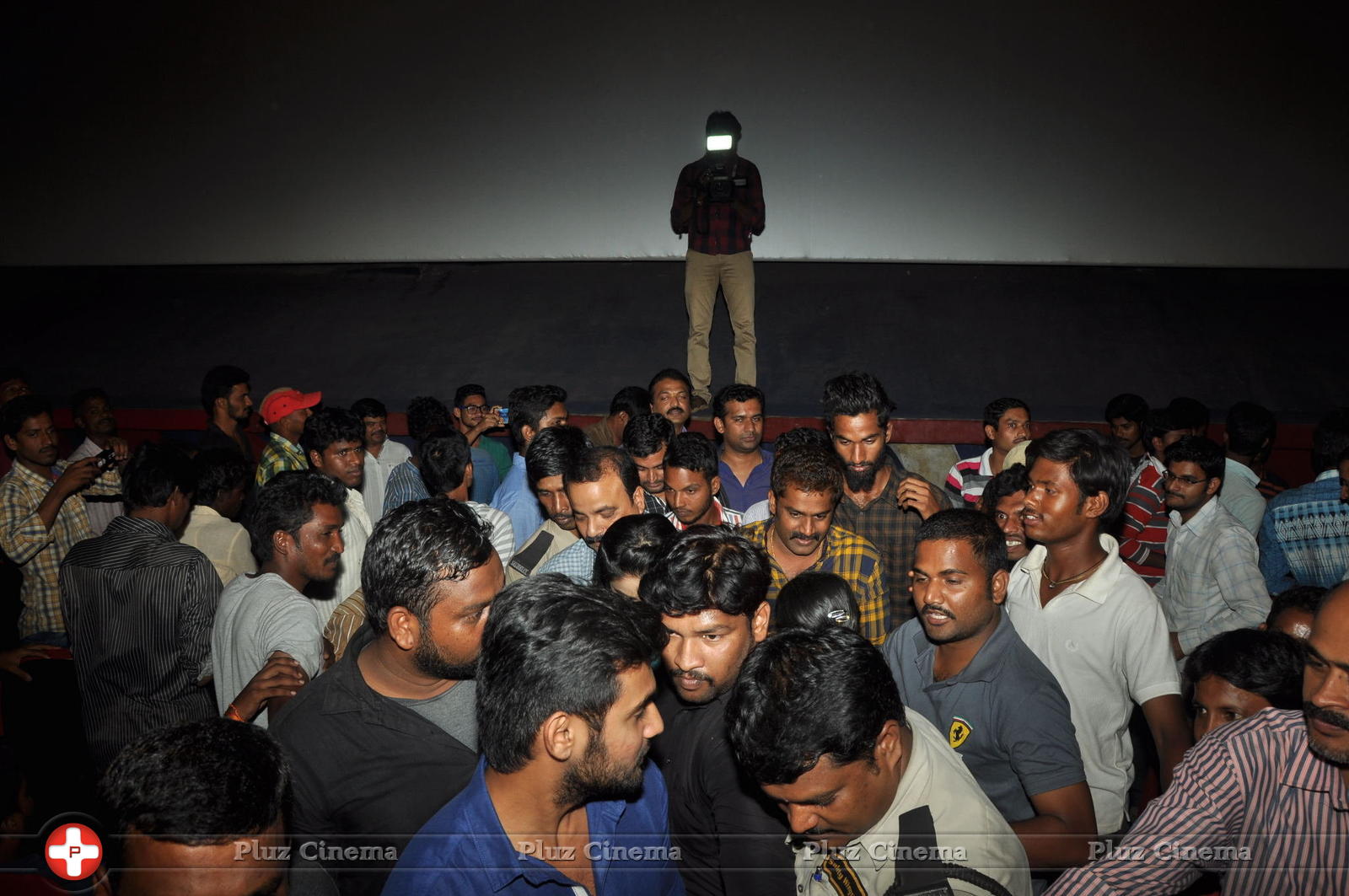 Chuttalabbai Movie Team at Chandra kala Theatre | Picture 1396075