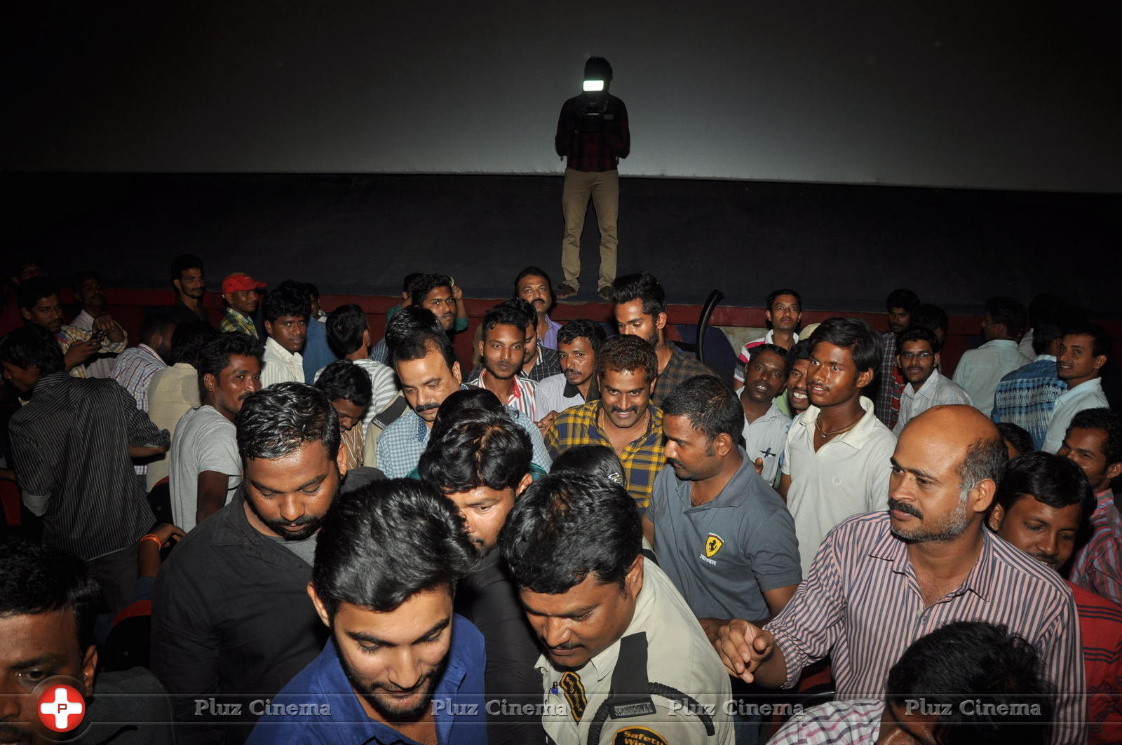 Chuttalabbai Movie Team at Chandra kala Theatre | Picture 1396076