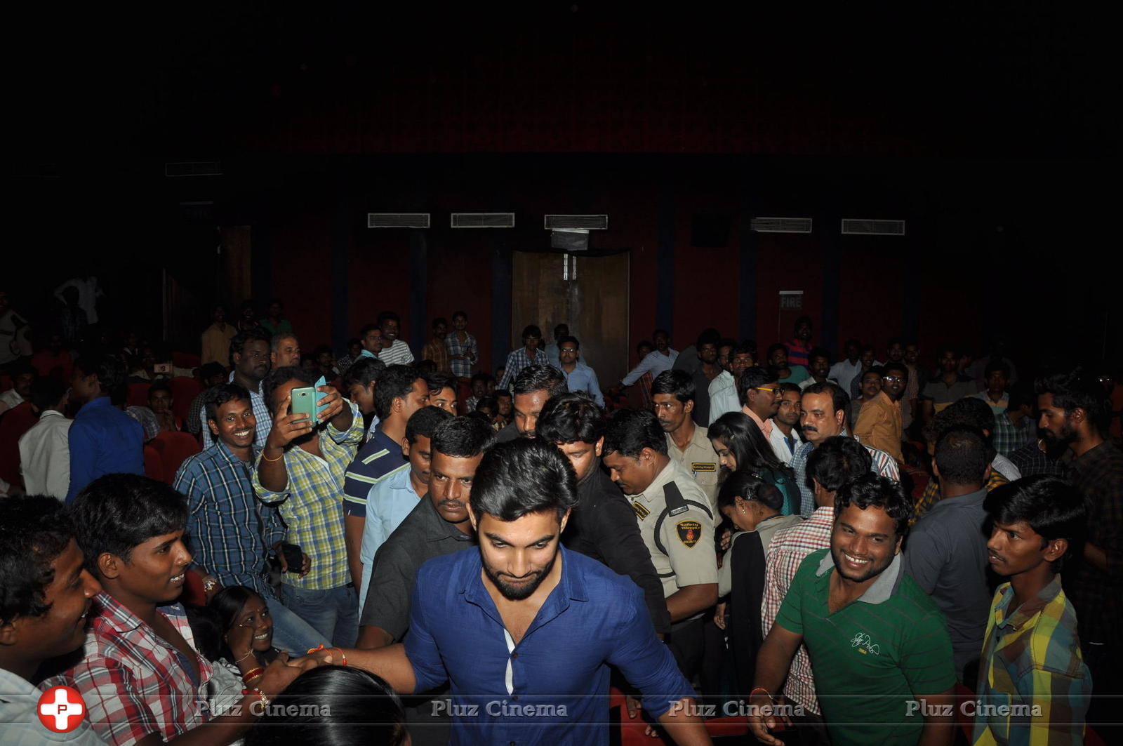 Chuttalabbai Movie Team at Chandra kala Theatre | Picture 1396077
