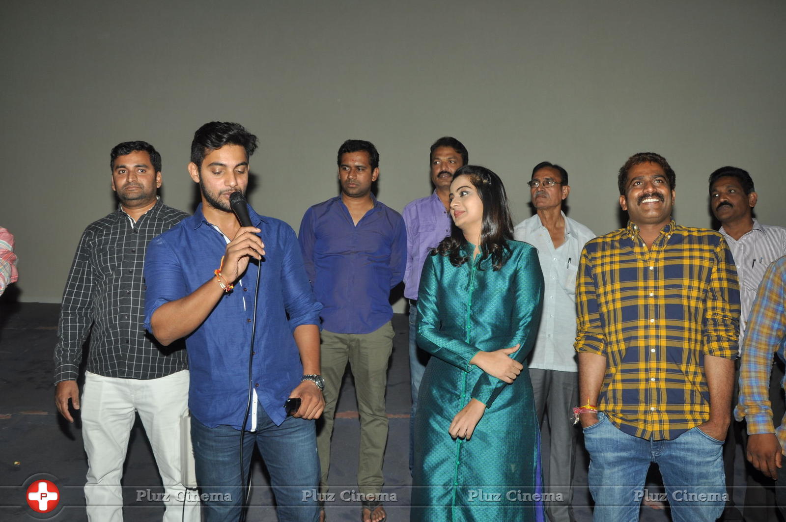 Chuttalabbai Movie Team at Prasant Theatre | Picture 1395826