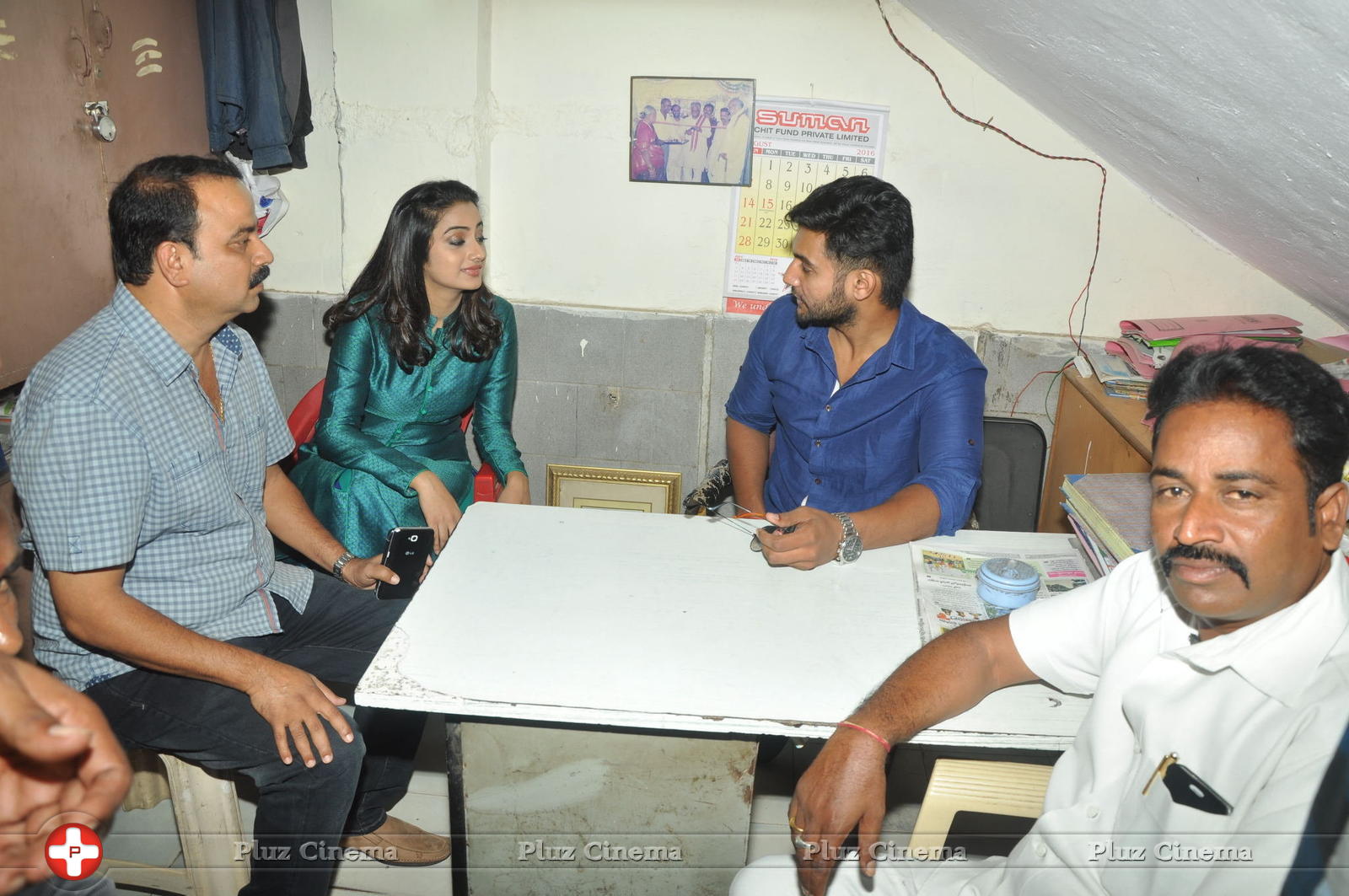 Chuttalabbai Movie Team at Sri Mayuri | Picture 1396085