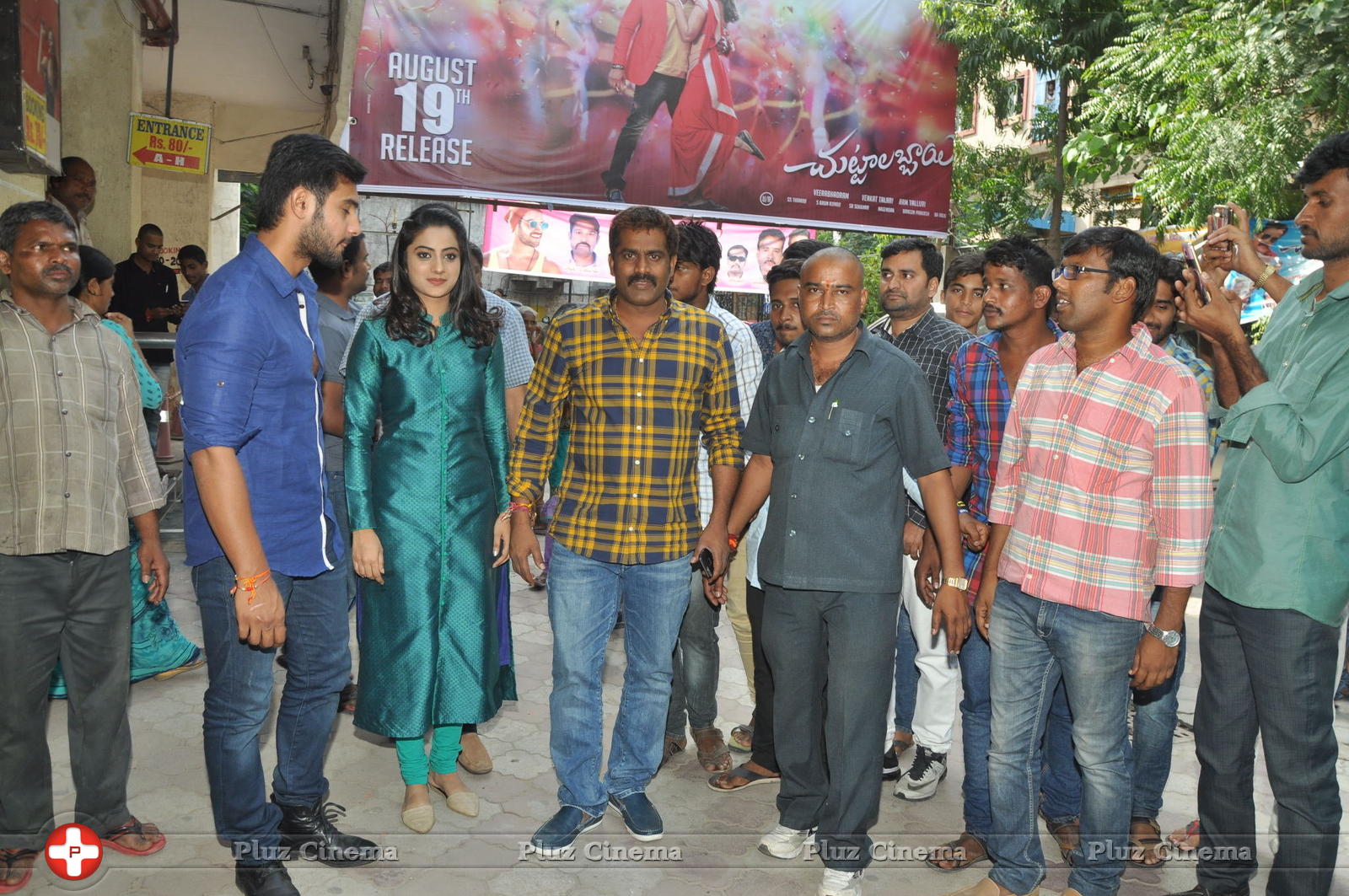 Chuttalabbai Movie Team at Sri Mayuri | Picture 1396093