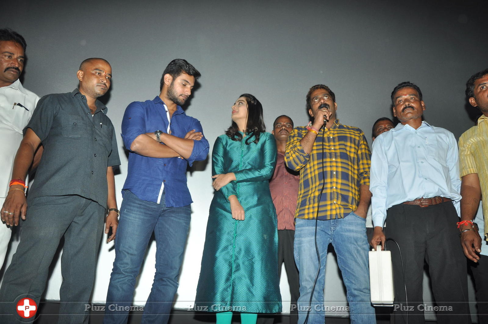 Chuttalabbai Movie Team at Sri Mayuri | Picture 1396122