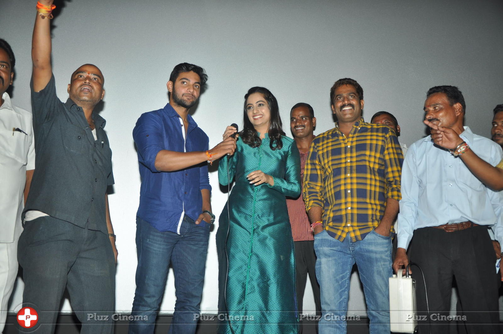 Chuttalabbai Movie Team at Sri Mayuri | Picture 1396143