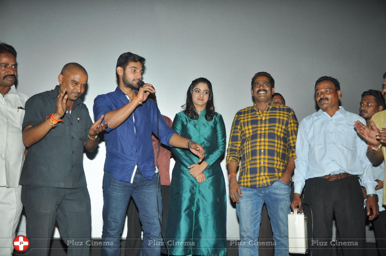 Chuttalabbai Movie Team at Sri Mayuri | Picture 1396147