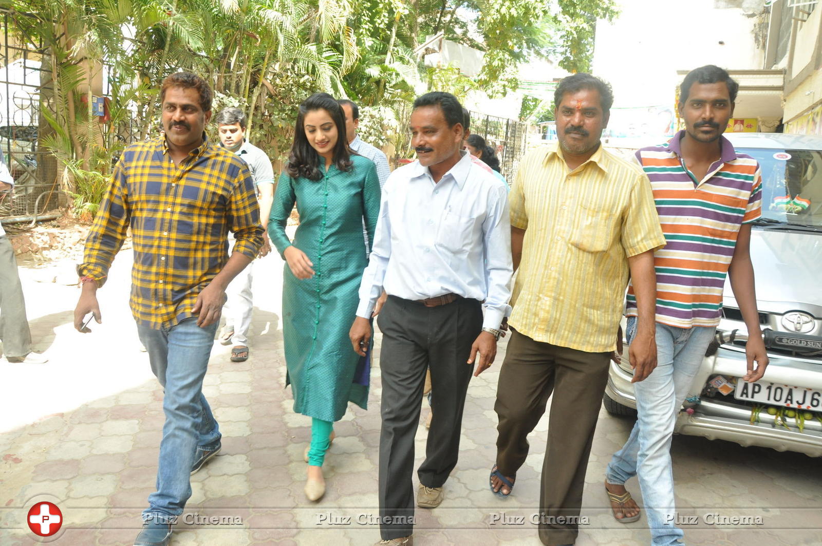 Chuttalabbai Movie Team at Sri Mayuri | Picture 1396172