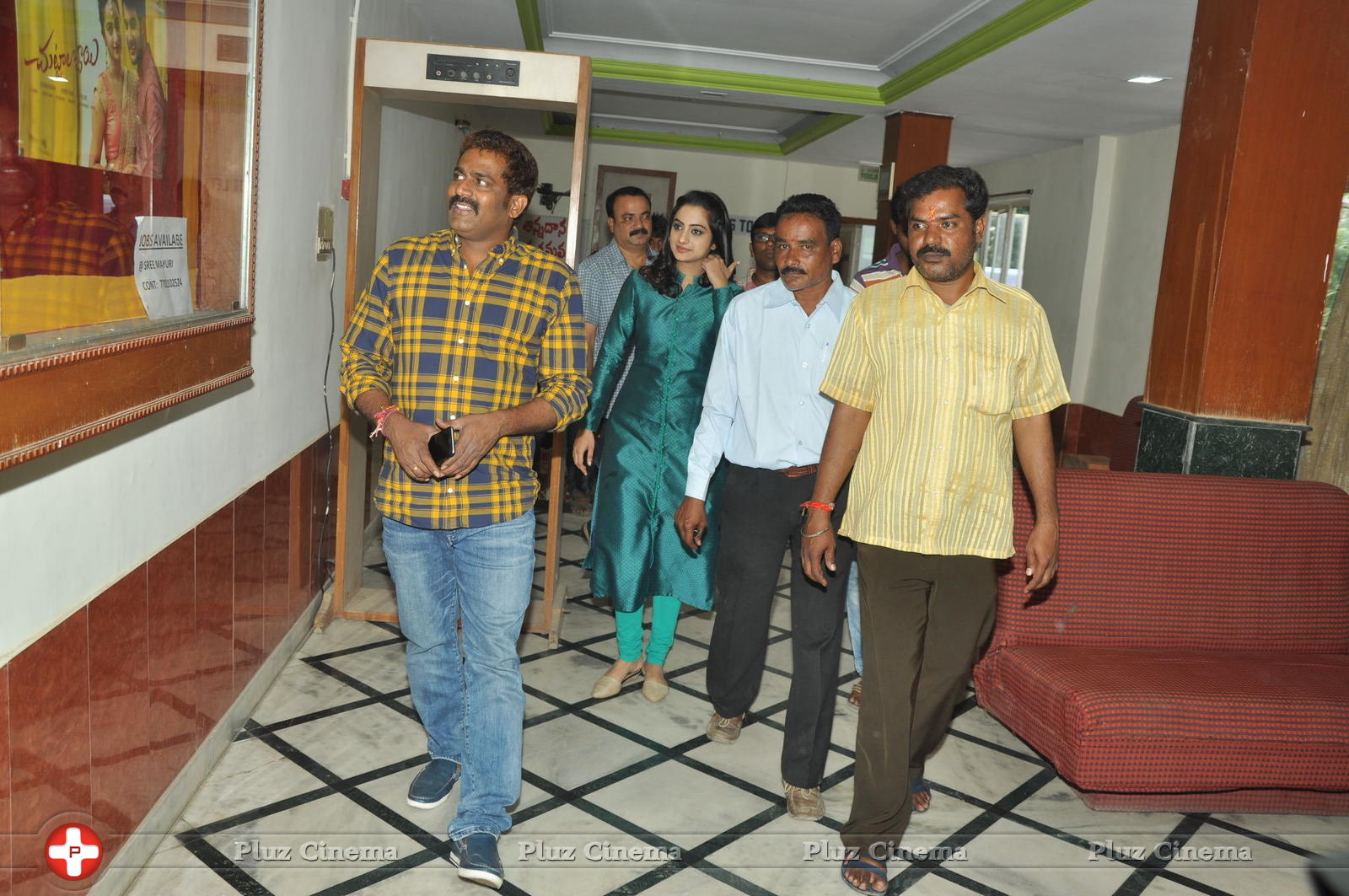Chuttalabbai Movie Team at Sri Mayuri | Picture 1396178