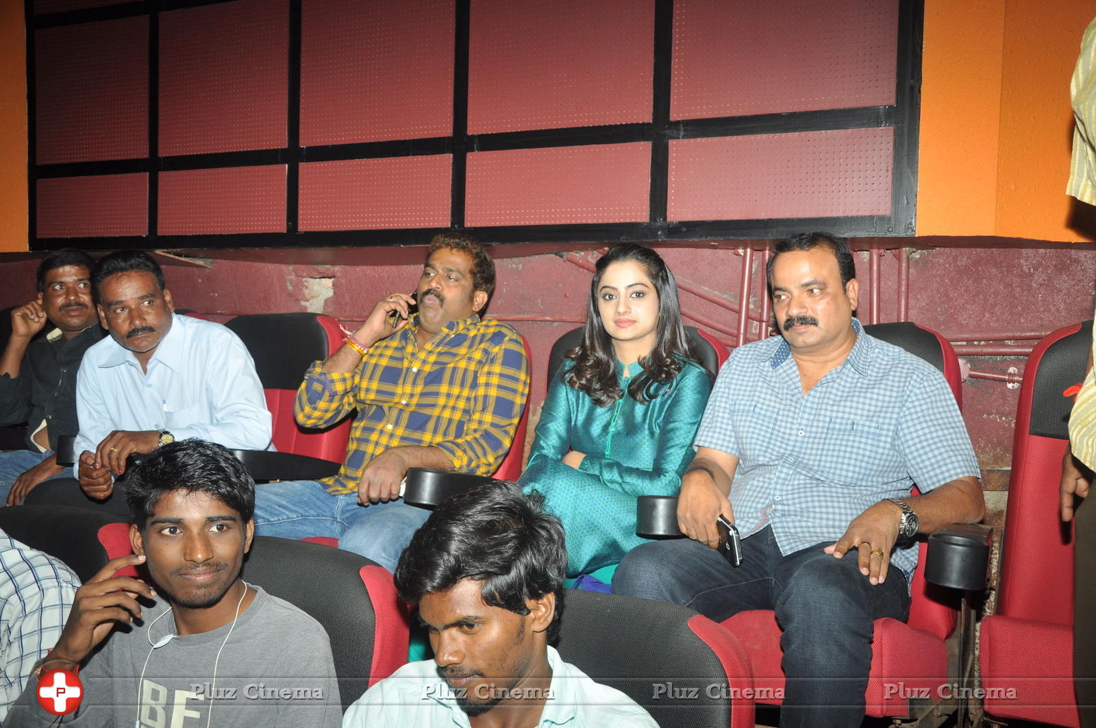 Chuttalabbai Movie Team at Sri Mayuri | Picture 1396185