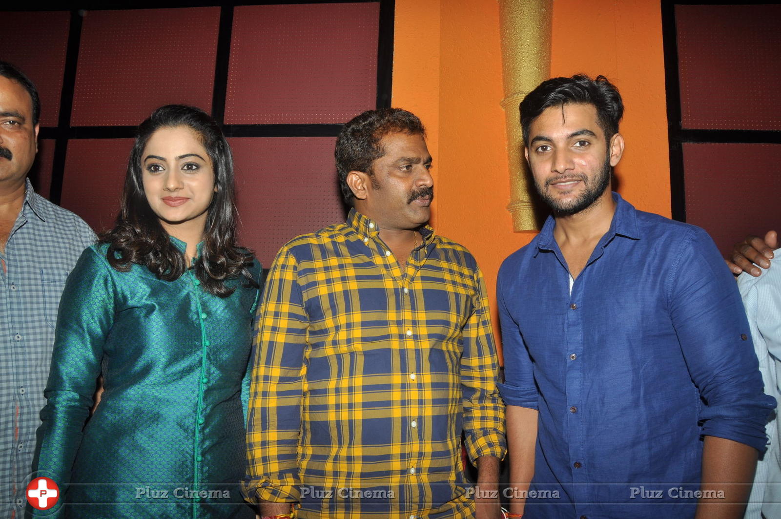 Chuttalabbai Movie Team at Sri Mayuri | Picture 1396200