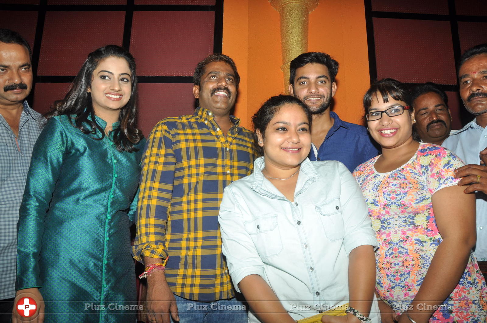 Chuttalabbai Movie Team at Sri Mayuri | Picture 1396223