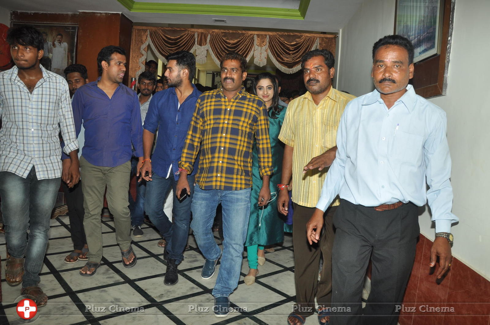 Chuttalabbai Movie Team at Sri Mayuri | Picture 1396239