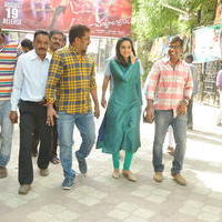 Chuttalabbai Movie Team at Sri Mayuri | Picture 1396160