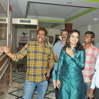 Chuttalabbai Movie Team at Sri Mayuri | Picture 1396180