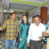 Chuttalabbai Movie Team at Sri Mayuri | Picture 1396182
