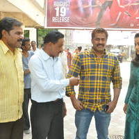 Chuttalabbai Movie Team at Sri Mayuri | Picture 1396230