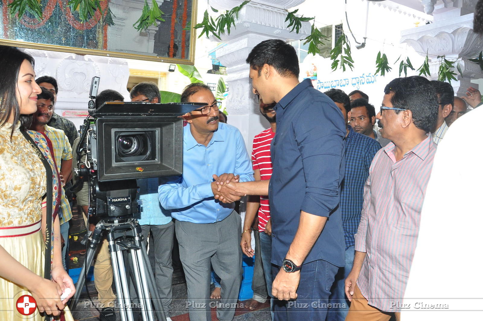 Gopichand and Sampath Nandi Movie Opening Photos | Picture 1397975