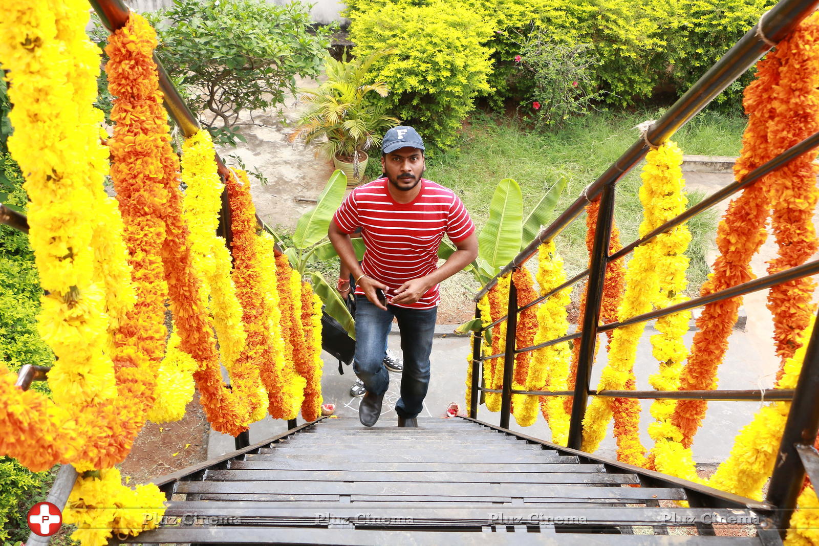 Gopichand and Sampath Nandi Movie Opening Photos | Picture 1397989