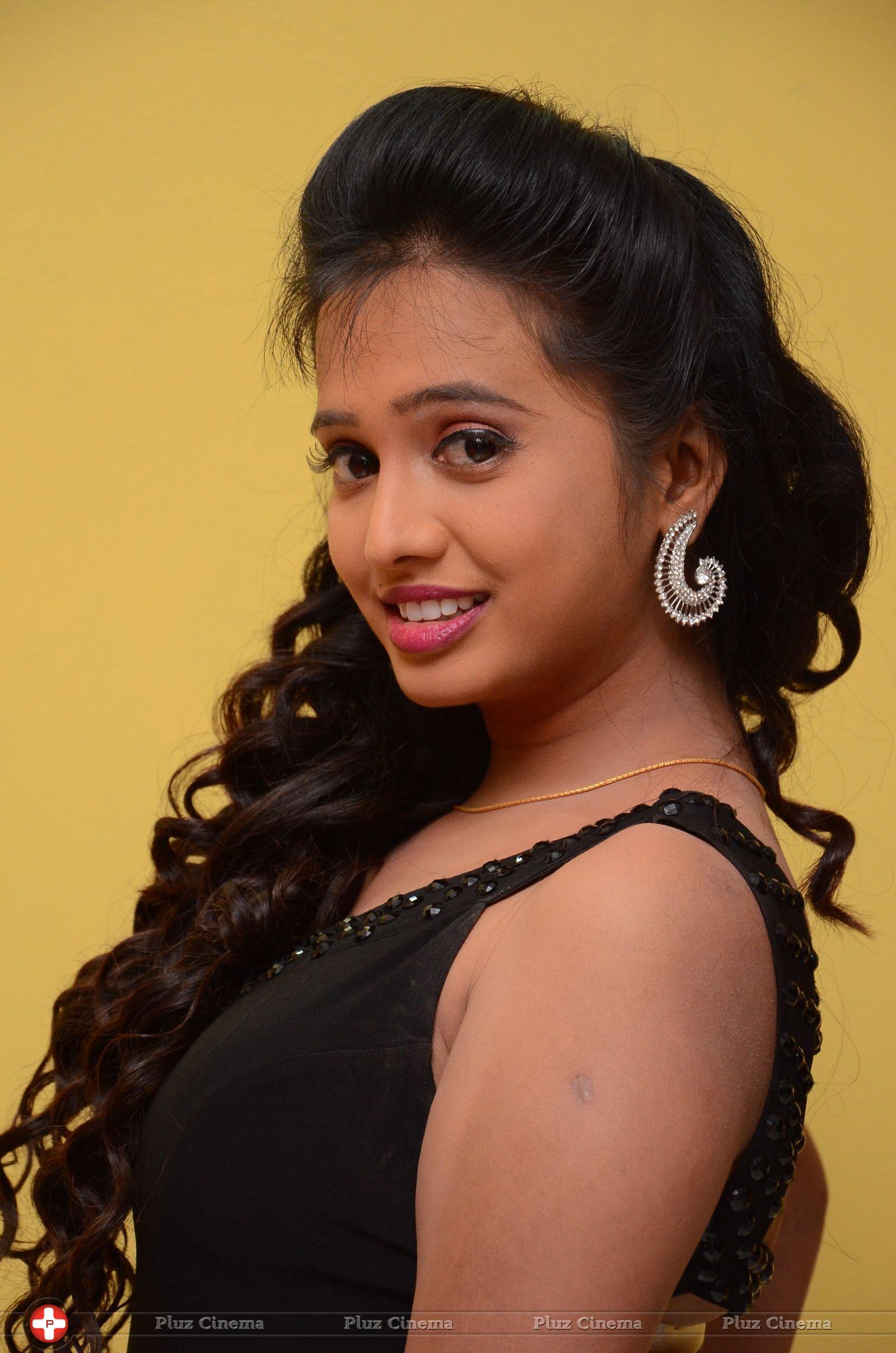 Nakshatra New Stills | Picture 1400948