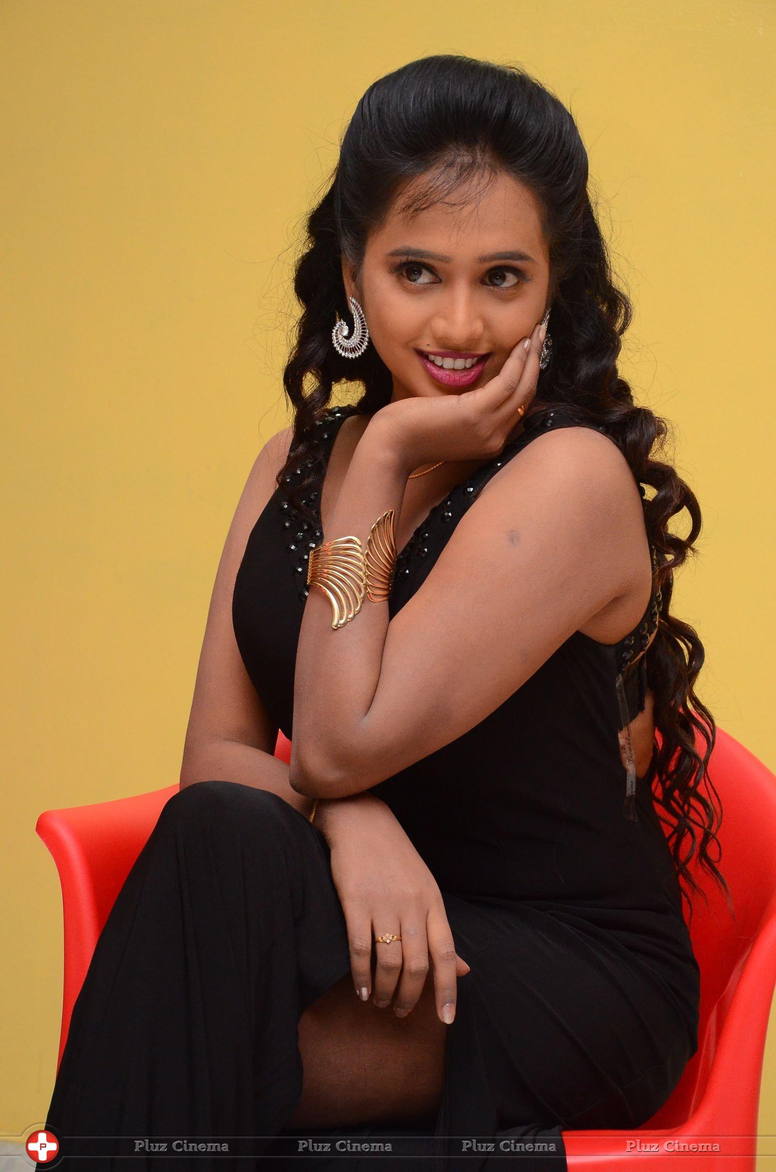 Nakshatra New Stills | Picture 1400982