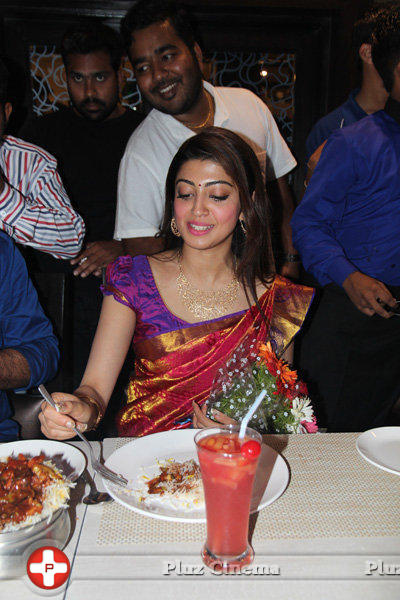 Pranitha Launches Hyderabad Chefs Restaurant Photos | Picture 1400736